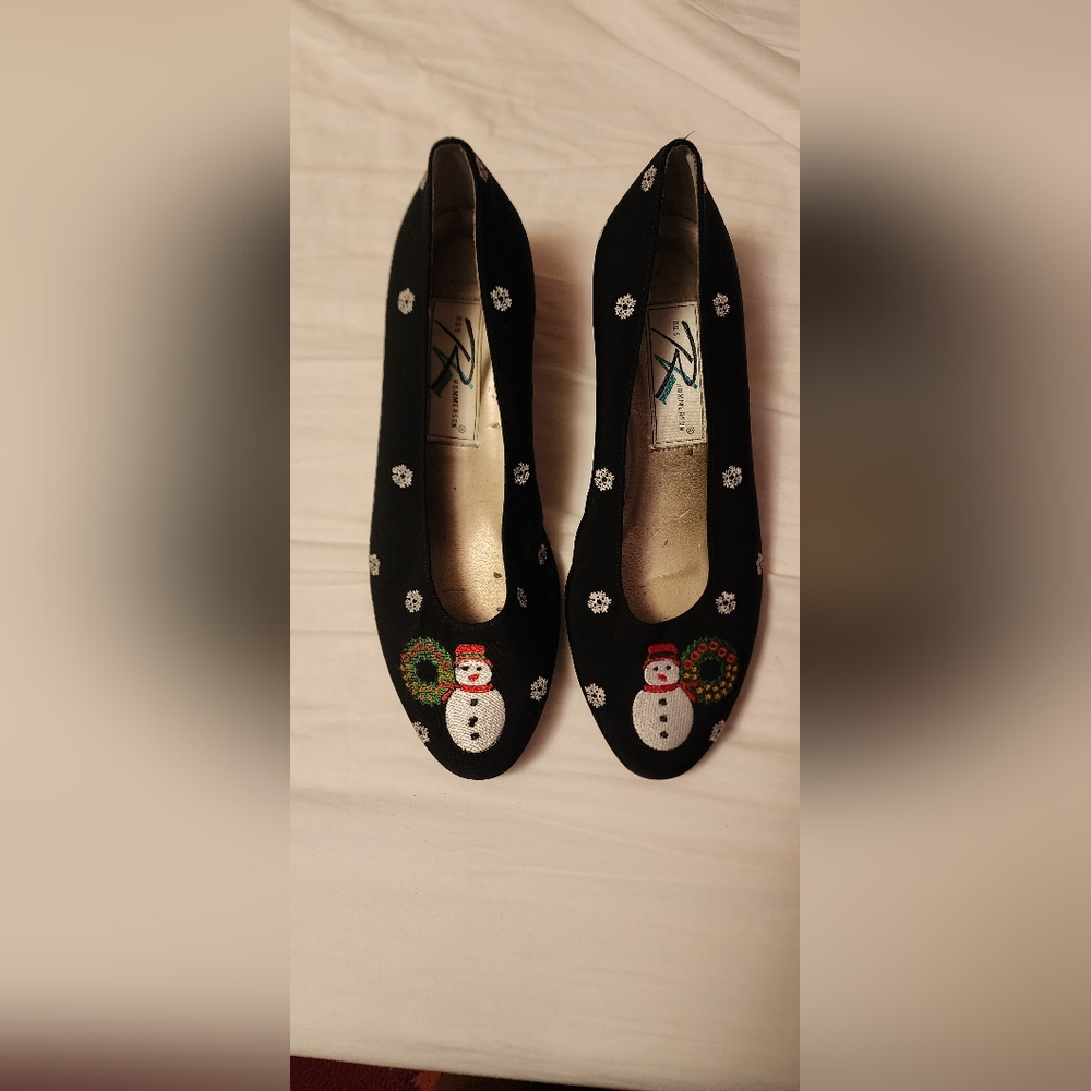 Vintage Kitschy Christmas Heels 9